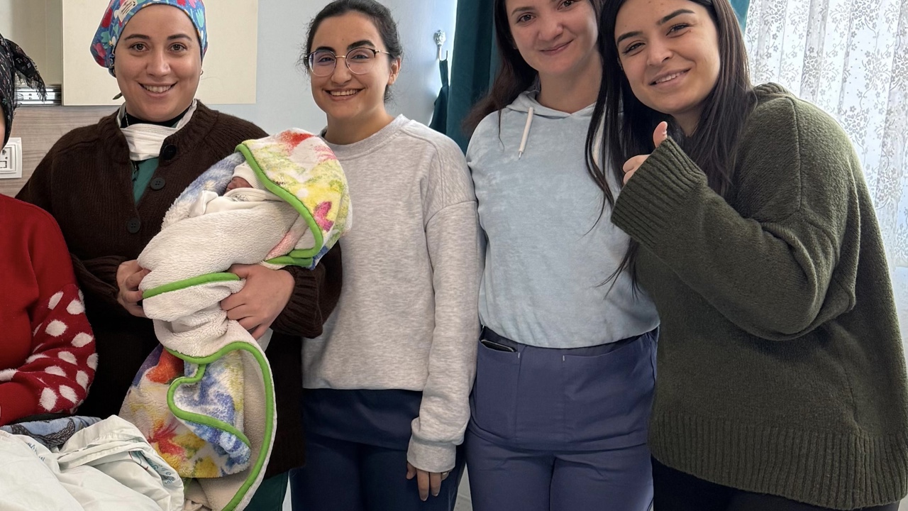 Zorlu Gece, Sağlıklı Doğumla Sonuçlandı