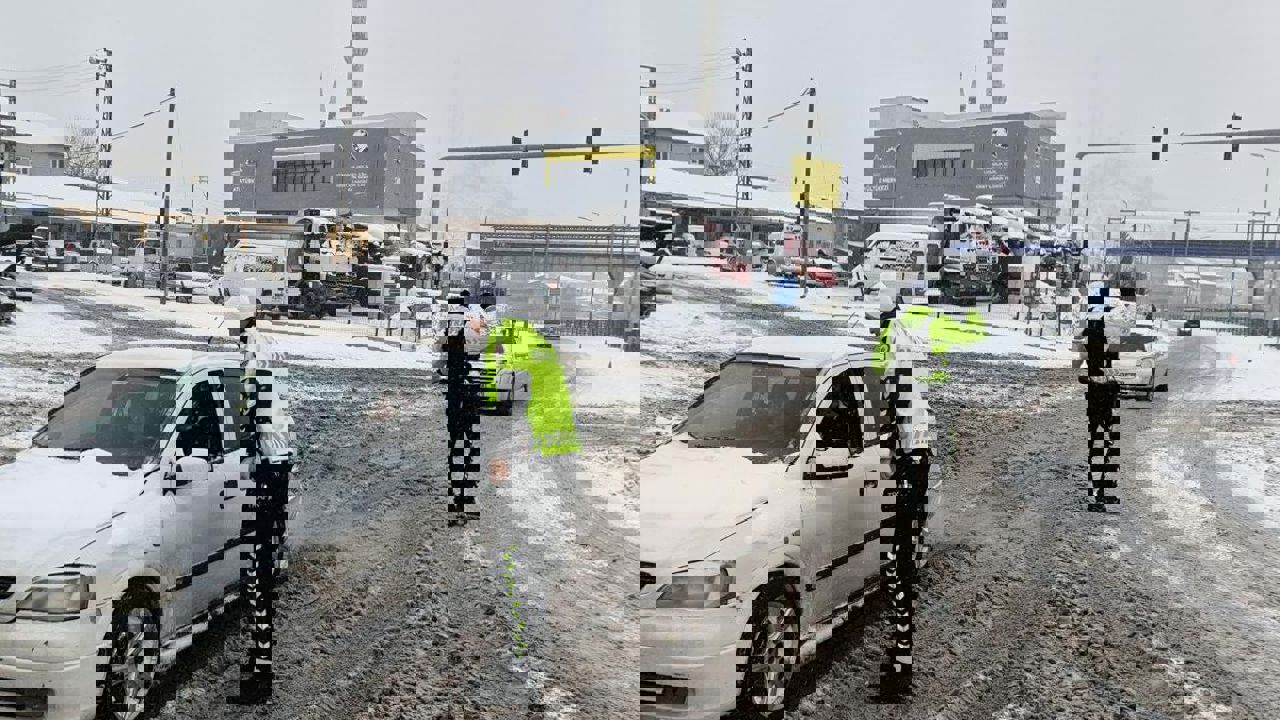 Meteoroloji’den Kuvvetli Kar Ve Fırtına Uyarısı