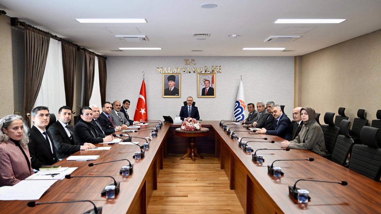Vali Yavuz: Evde sağlık ve bakım hizmetlerimizi kararlılıkla sürdürüyoruz