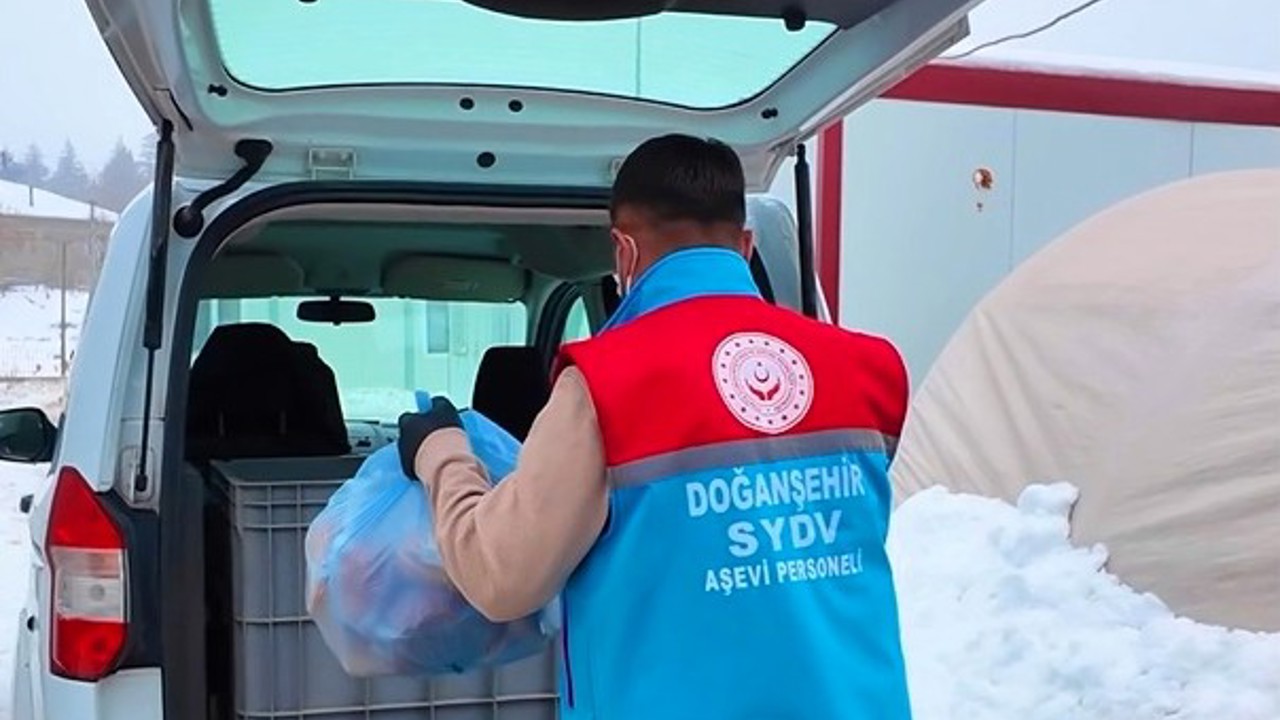 Doğanşehir’de Vefa Sofrası: 65 Yaş Üstü Vatandaşlara Her Gün Sıcak Yemek