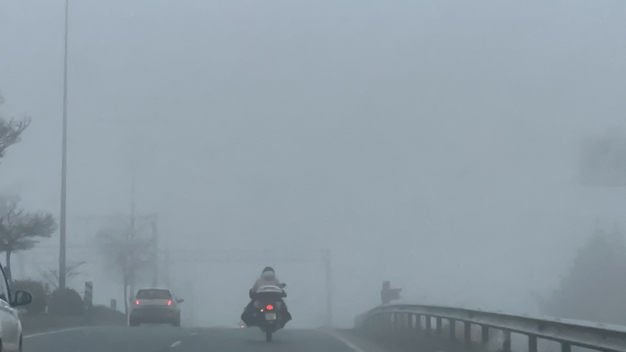 Malatya’da yoğun sis etkili oluyor, görüş mesafesi 20 metreye kadar düştü