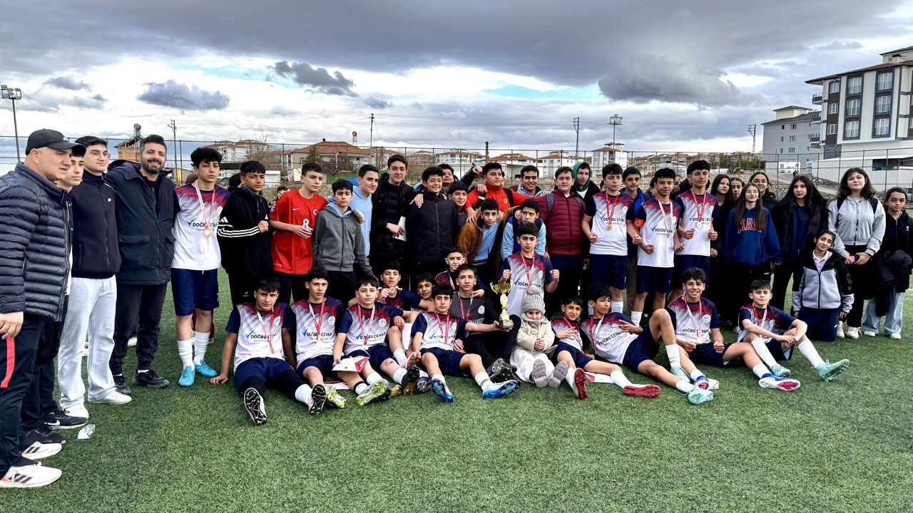 Atatürk Ortaokulu Malatya Şampiyonu Oldu