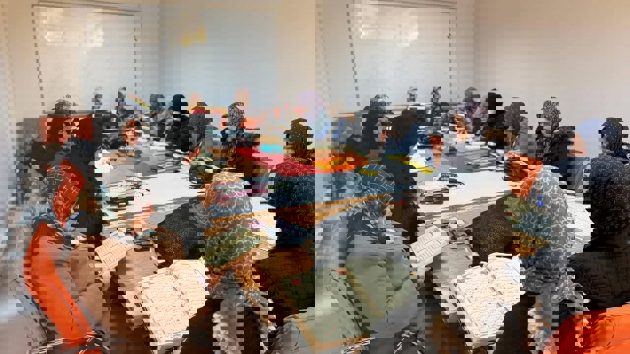 Yeşilyurt Kent Konseyi’nde Kur’an-ı Kerim Eğitimi Ve Mukabele Programı Başladı