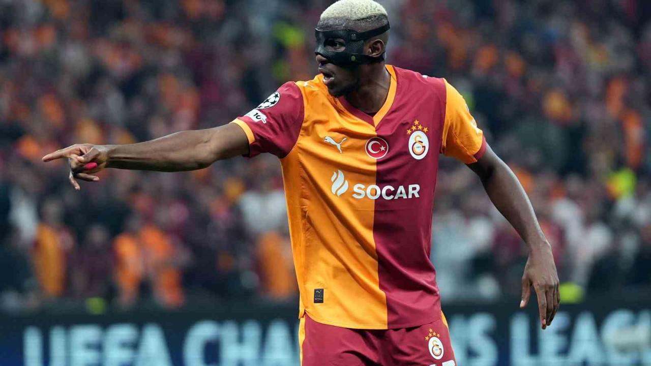 Victor Osimhen golle döndü
