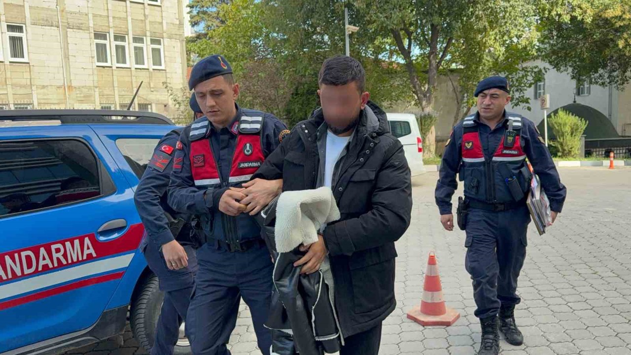 Bazasının altında uyuşturucu hap ele geçirilen şahıs tutuklandı
