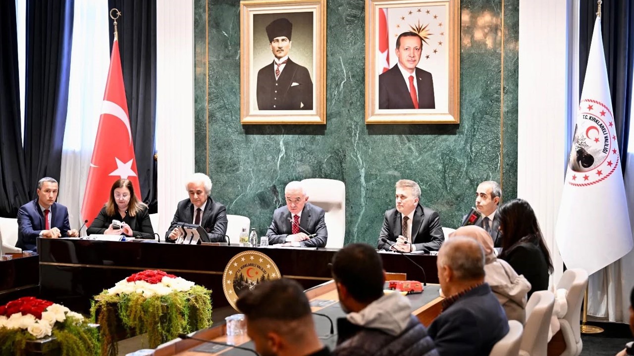 Vali Turan vatandaşların taleplerini dinledi
