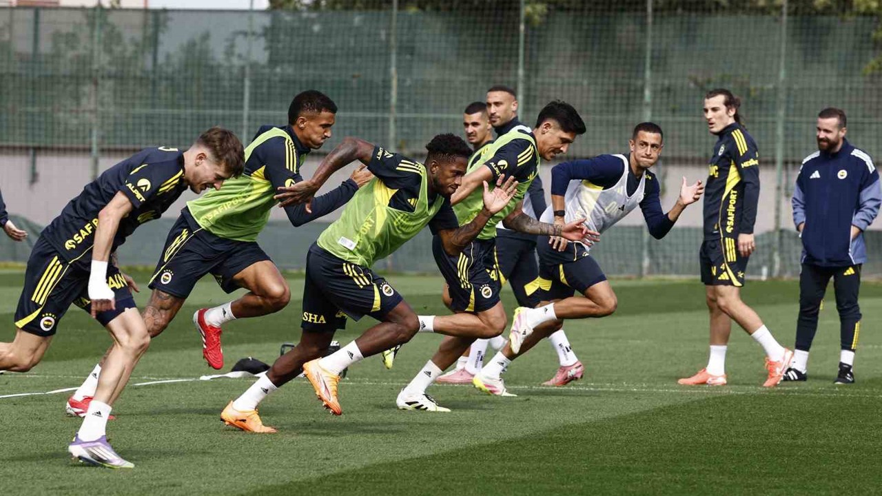 Fenerbahçe, Samsunspor maçının hazırlıklarını tamamladı
