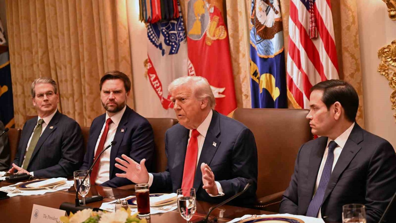 Trump: "Hamas ile konuştum, bana silah bırakacaklarını söylediler"
