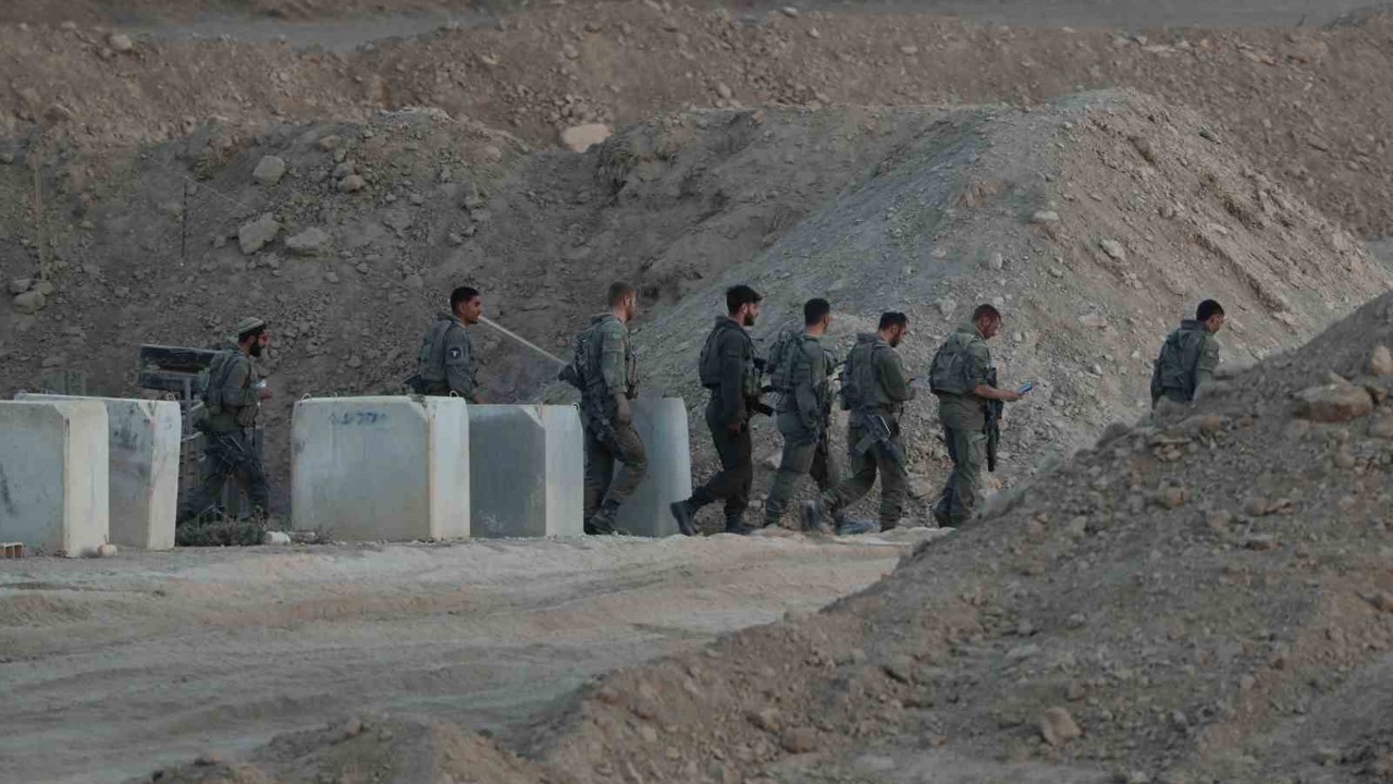 İsrail ordusu: "Ateşkes anlaşması saat 12.00’de yürürlüğe girdi"
