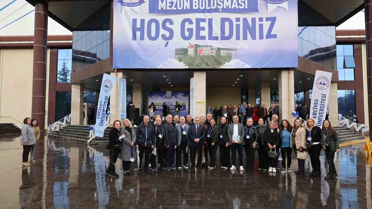 ERÜ’nun 40 yıllık mezunları buluştu
