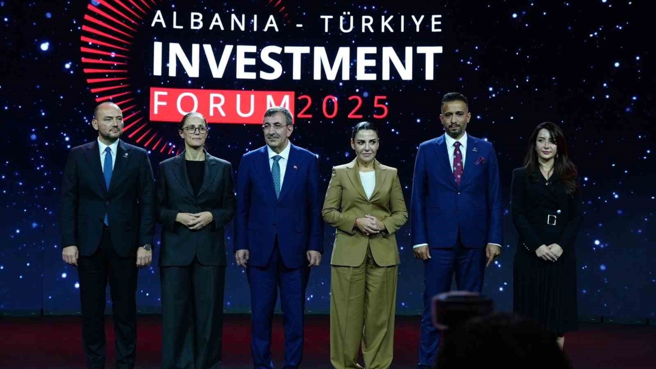 Cumhurbaşkanı Yardımcısı Yılmaz: "Arnavutluk’la ikili ticaret hacmimizi 2 milyar dolar seviyesine yükseltmeyi hedefliyoruz"
