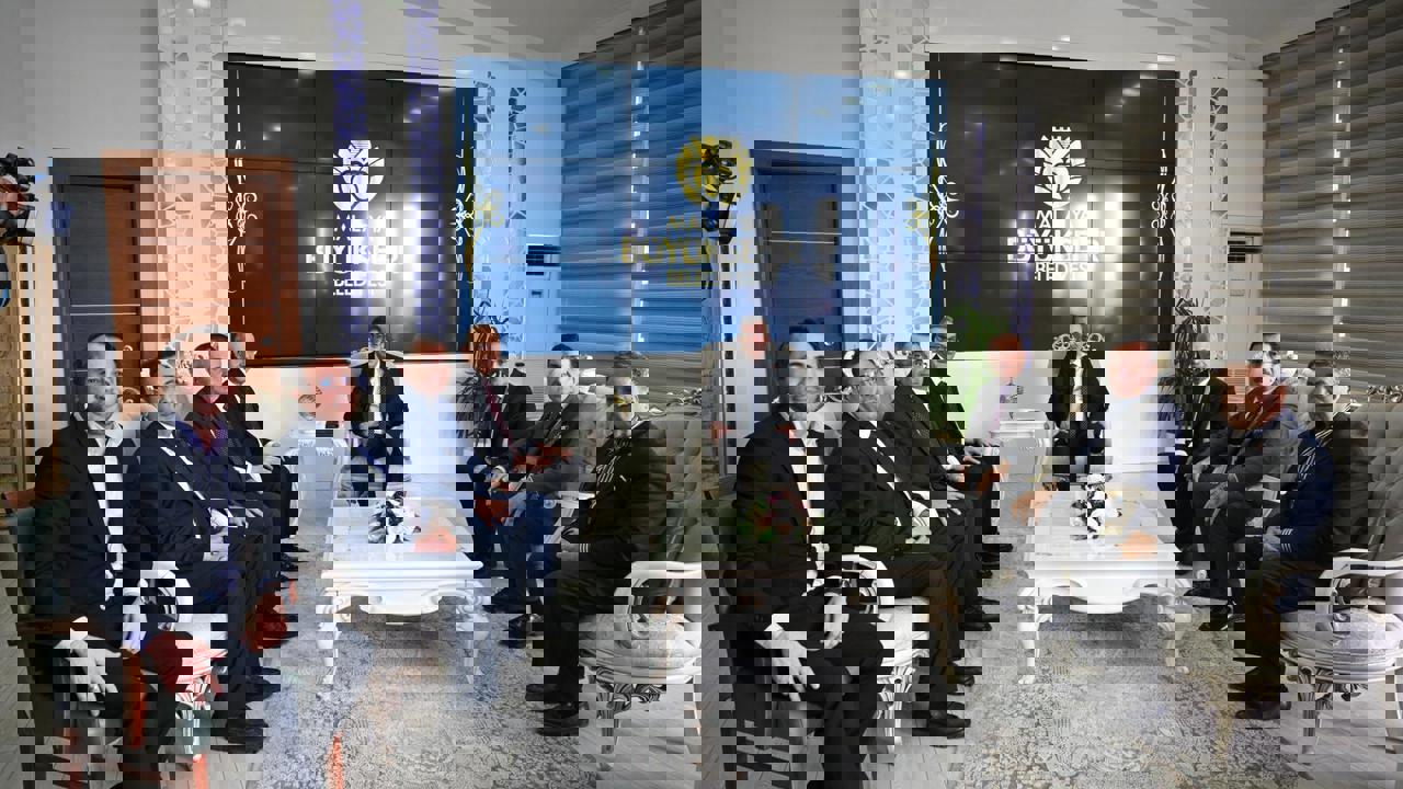 Cumhurbaşkanı Yardımcısı Yılmaz’dan Başkan Sami Er’e Kütüphane Tebriği