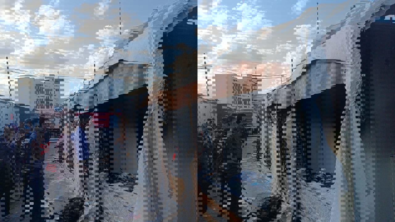 Teknokent Konteyner Kentte Yangın Paniği