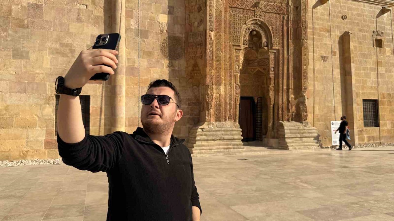 Sanat ve inancın taşa işlendiği Divriği Ulu Cami, TOGÜ öğrencilerine ilham oldu
