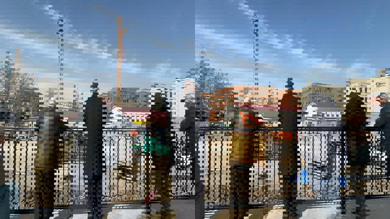 Malatya’da Yaşlılar Gün Boyu İnşaatları İzliyor: Eski Çarşının Hasreti Sürüyor