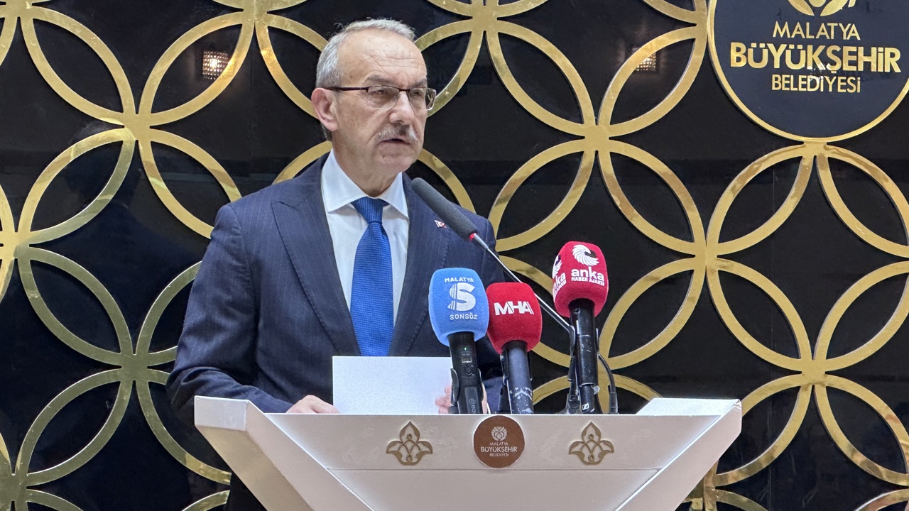 Vali Seddar Yavuz: “Kadına Yönelik Şiddeti Siyasallaştırarak Çözüm Bulamayız”