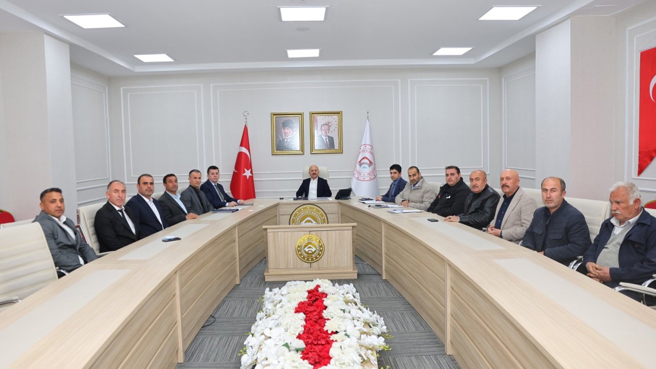 Adıyaman Valisi Osman Varol Muhtarlarla Buluştu