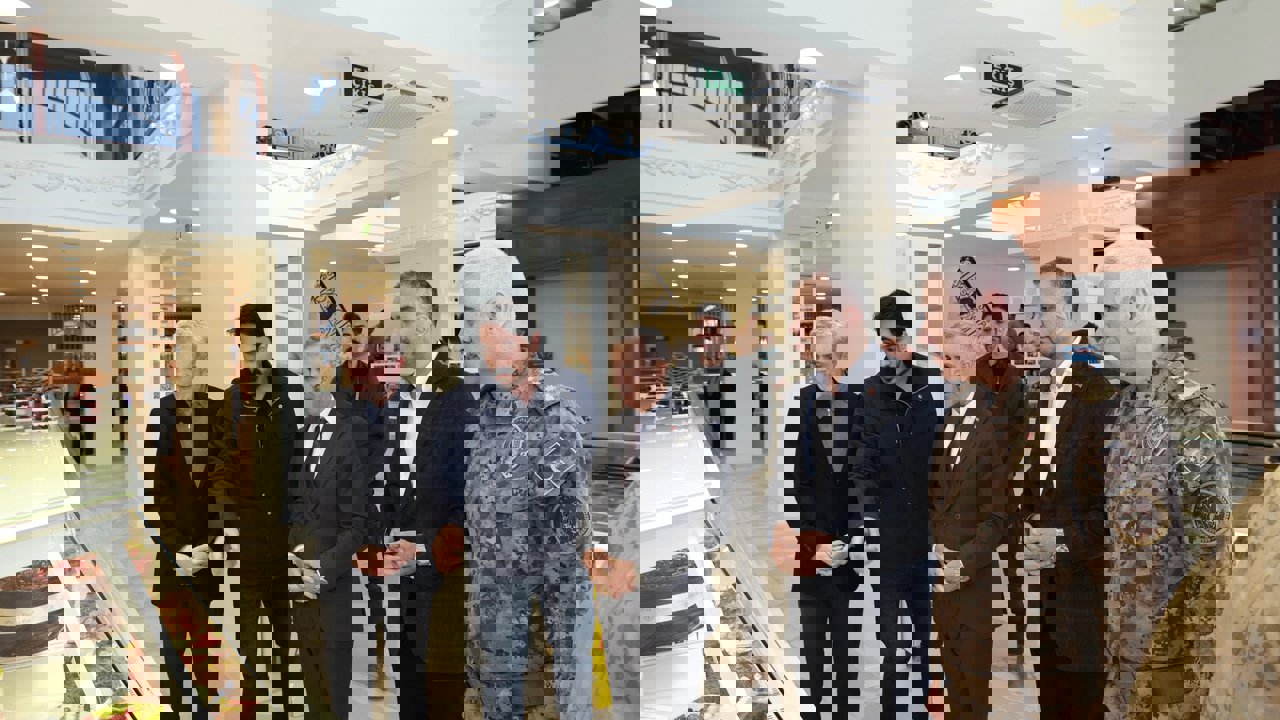 Kahramanmaraş’ta Protokolden Uzunçarşı Esnafına Ramazan Ziyareti