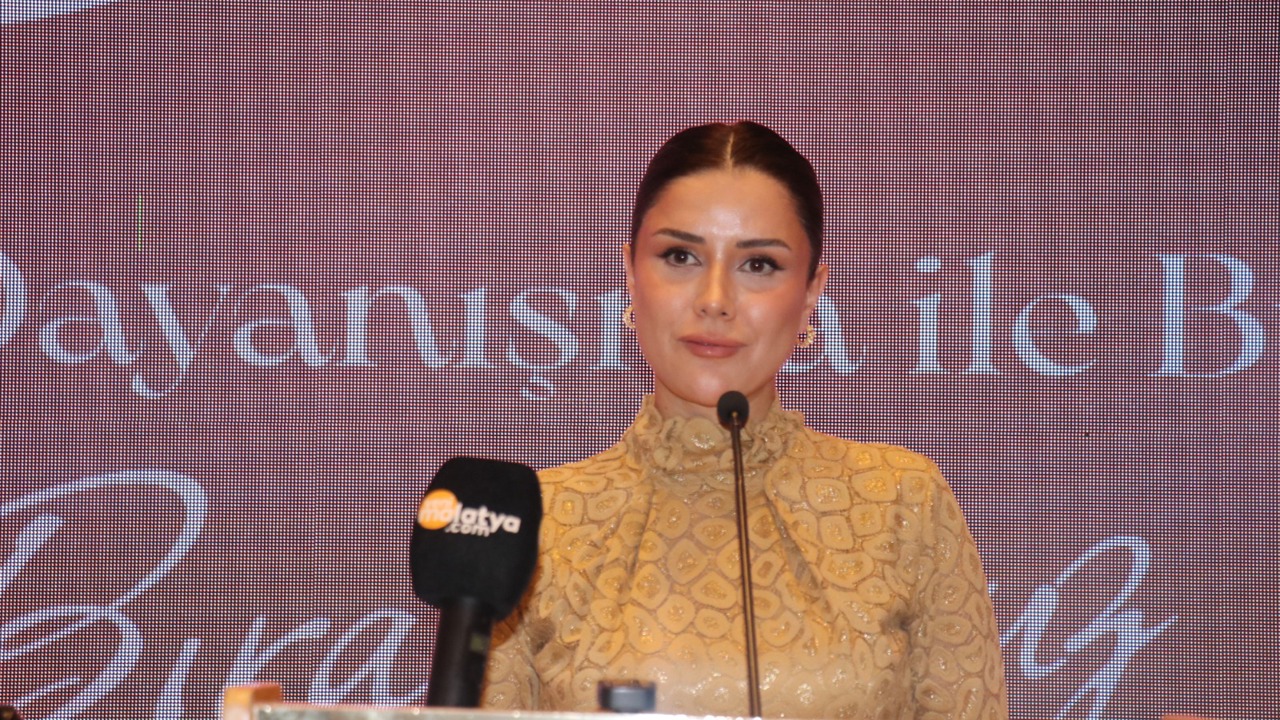 Malatya’da Kadın İzi Derneği’nden Tanışma Yemeği