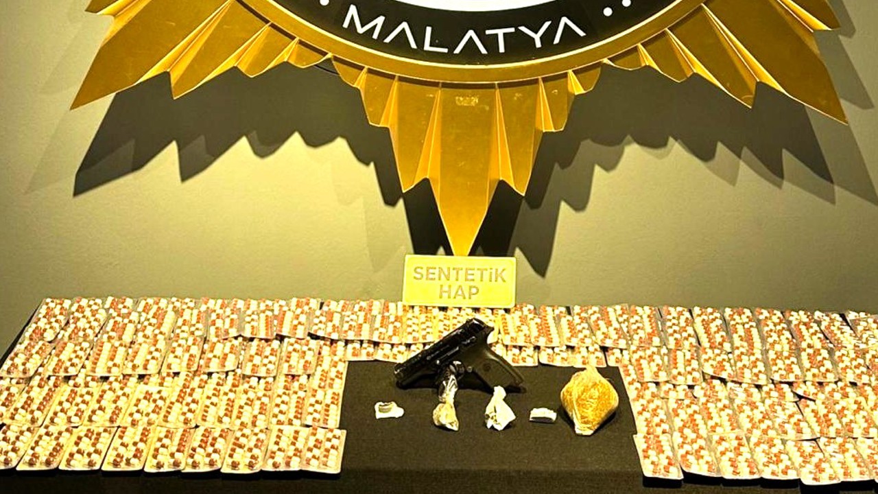 Uyuşturucu Operasyonunda Yakalanan 5 Şüpheli Tutuklandı