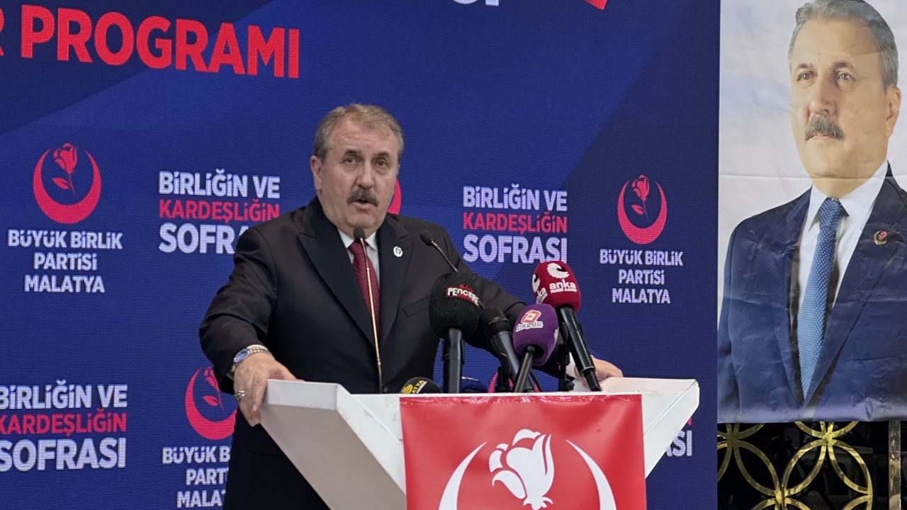 Destici: Darbelerin Tamamına Karşıyız