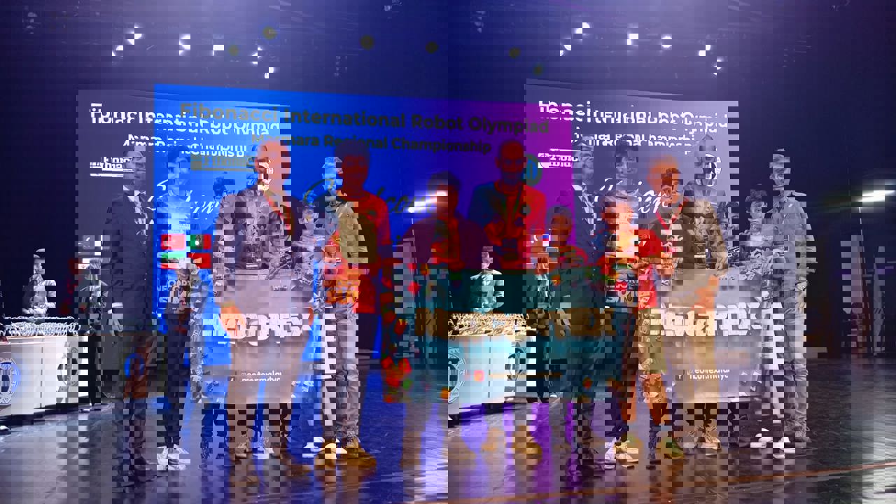 Malatyalı Öğrenciler Robot Olimpiyatlarında Deprem Bölgesini Temsil Etti