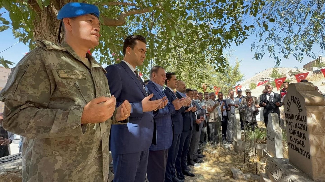 Mardin’de 32 yıl önce şehit edilen 26 vatandaş dualarla anıldı

