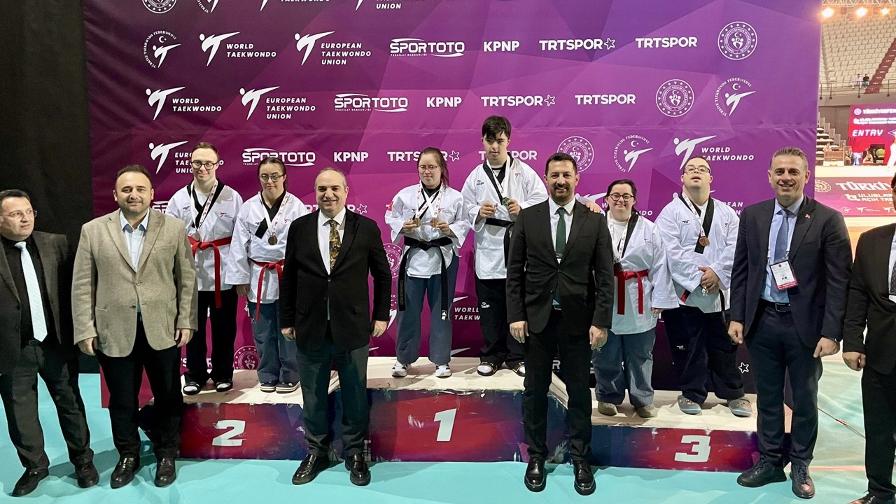 Malatyalı milli sporcu Abdülmecid Türk, Antalya’da düzenlenen 13. Uluslararası T