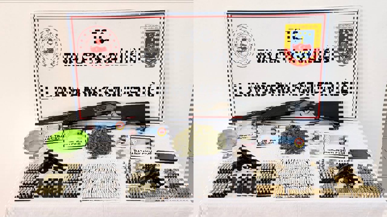 Zehir Tacirlerine Darbe: Çok Sayıda Uyuşturucu ve Silah Ele Geçirildi