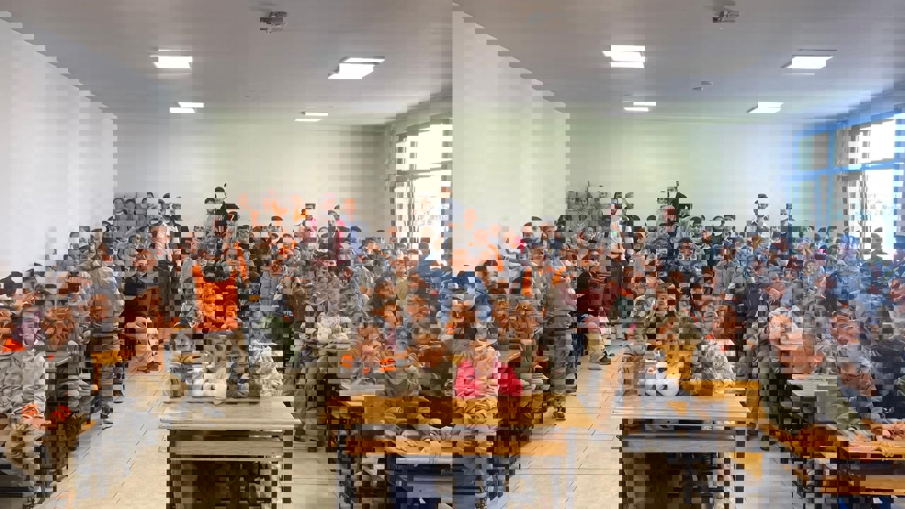 Şehir Tiyatrosu Öğrencilerle Buluştu