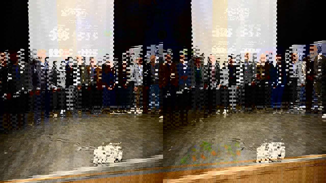 Malatya’da Uzay Temalı Hackathon Heyecanı: Gençler Geleceğe Kod Yazdı