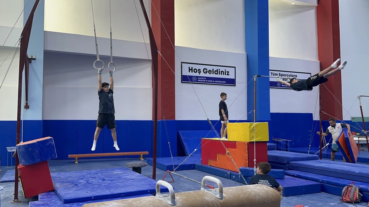 Malatya, Türkiye Jimnastik Federasyonu tarafından ilk kez düzenlenen Artistik Ji
