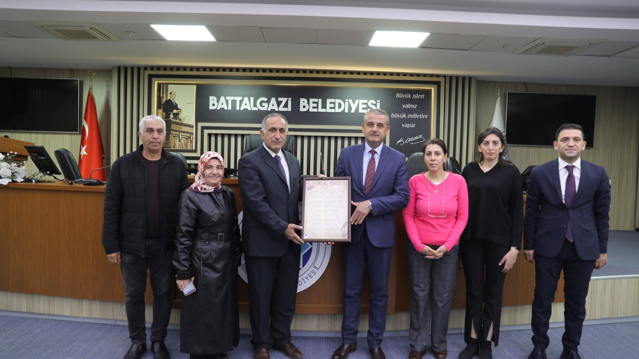 Fatih İlkokulu Öğrencileri Battalgazi Belediyesi’nde Hizmetleri İnceledi