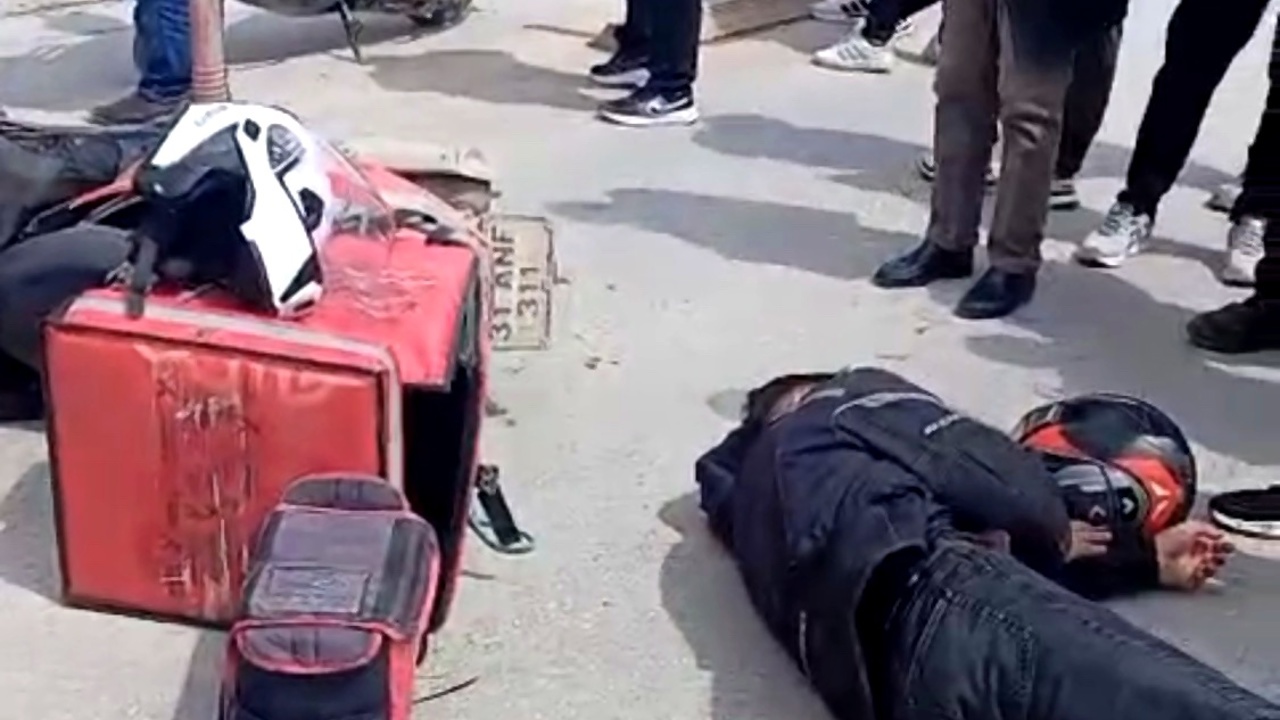 İnönü Caddesi’nde Kaza: Motokurye Yaralandı