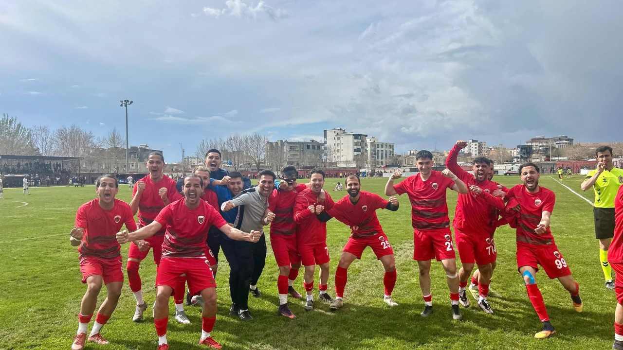 Battalgazi Belediyespor Deplasmanda Kritik Galibiyet Aldı