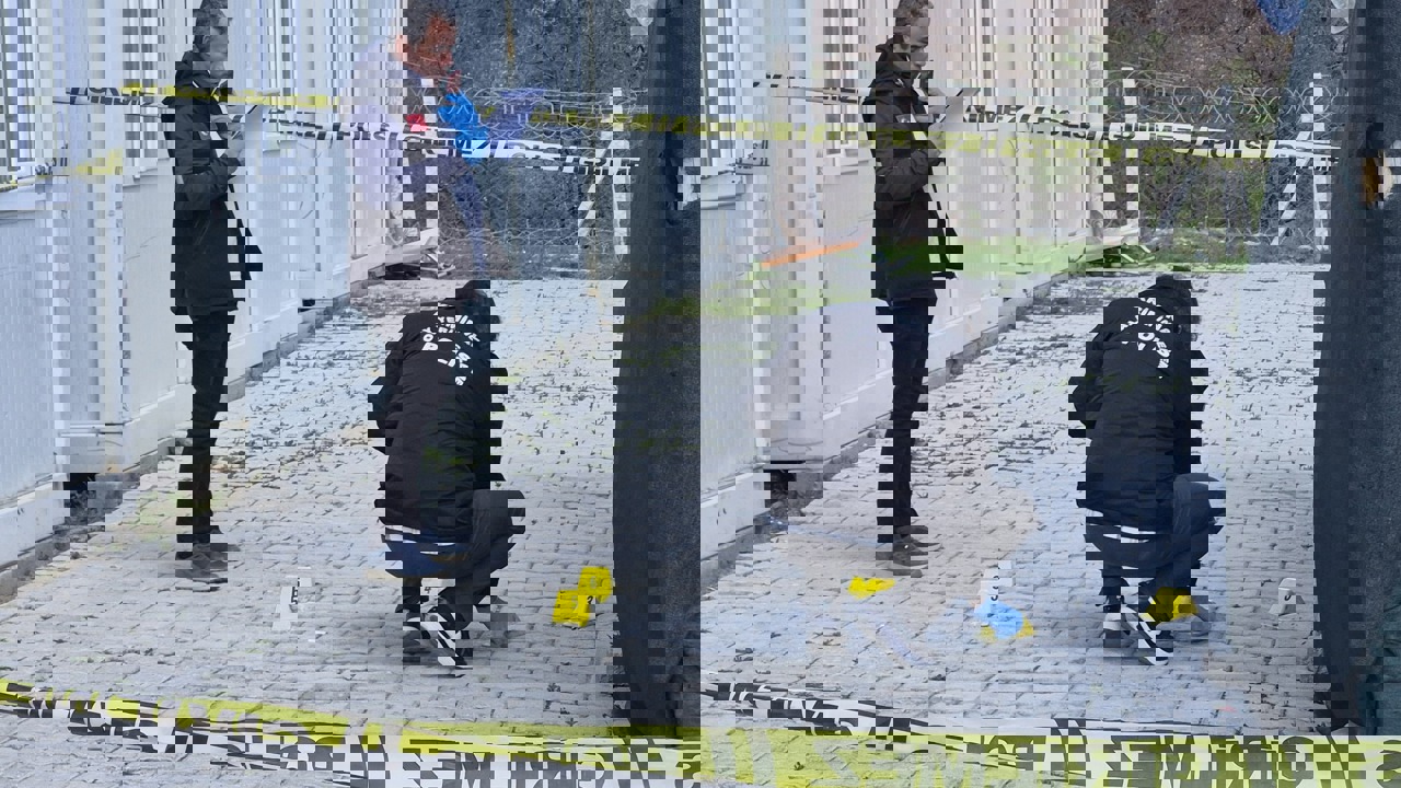 Bacanaklar Arasında Silahlı Kavga: 2 Yaralı