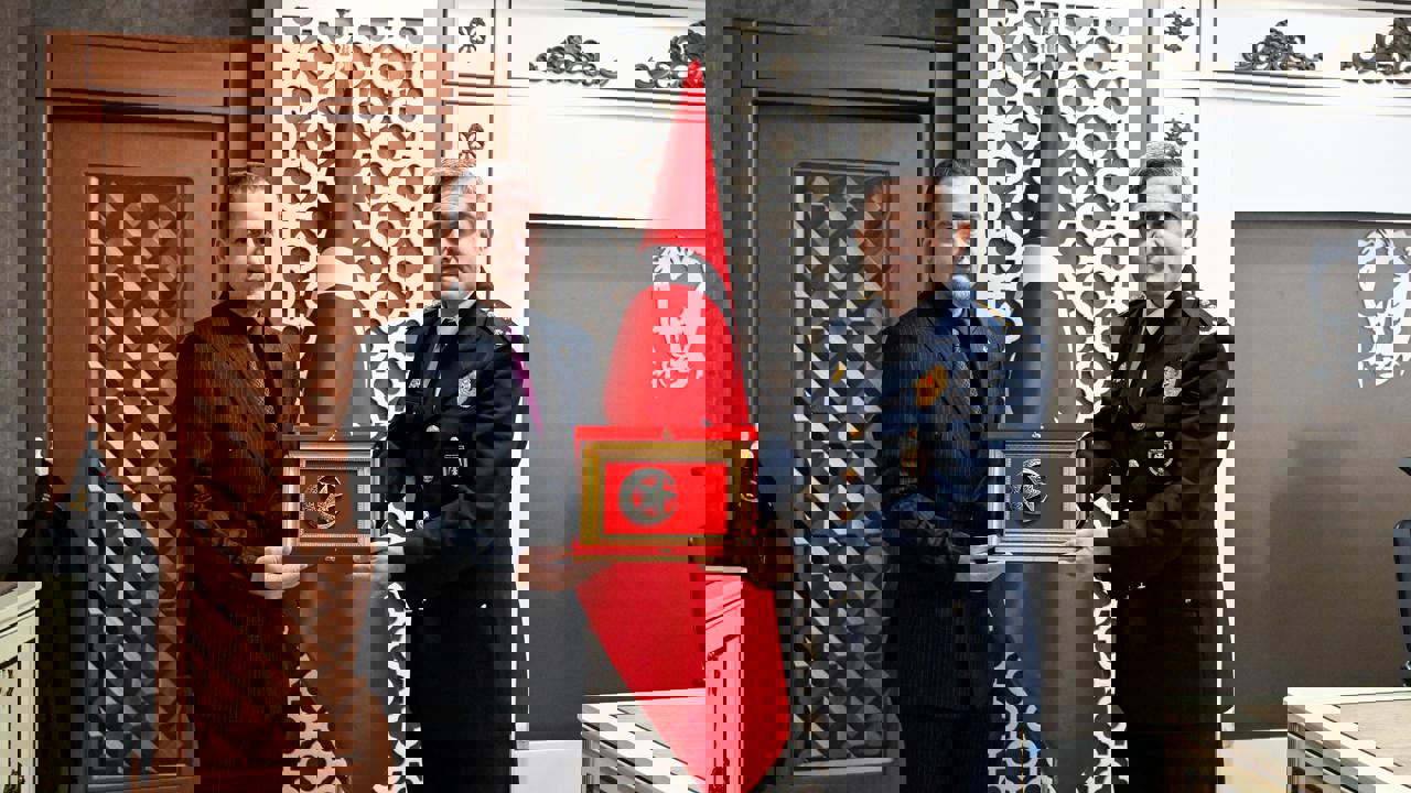 Karademir: İş Dünyası Olarak Her Zaman Kahraman Polislerimizin Yanındayız