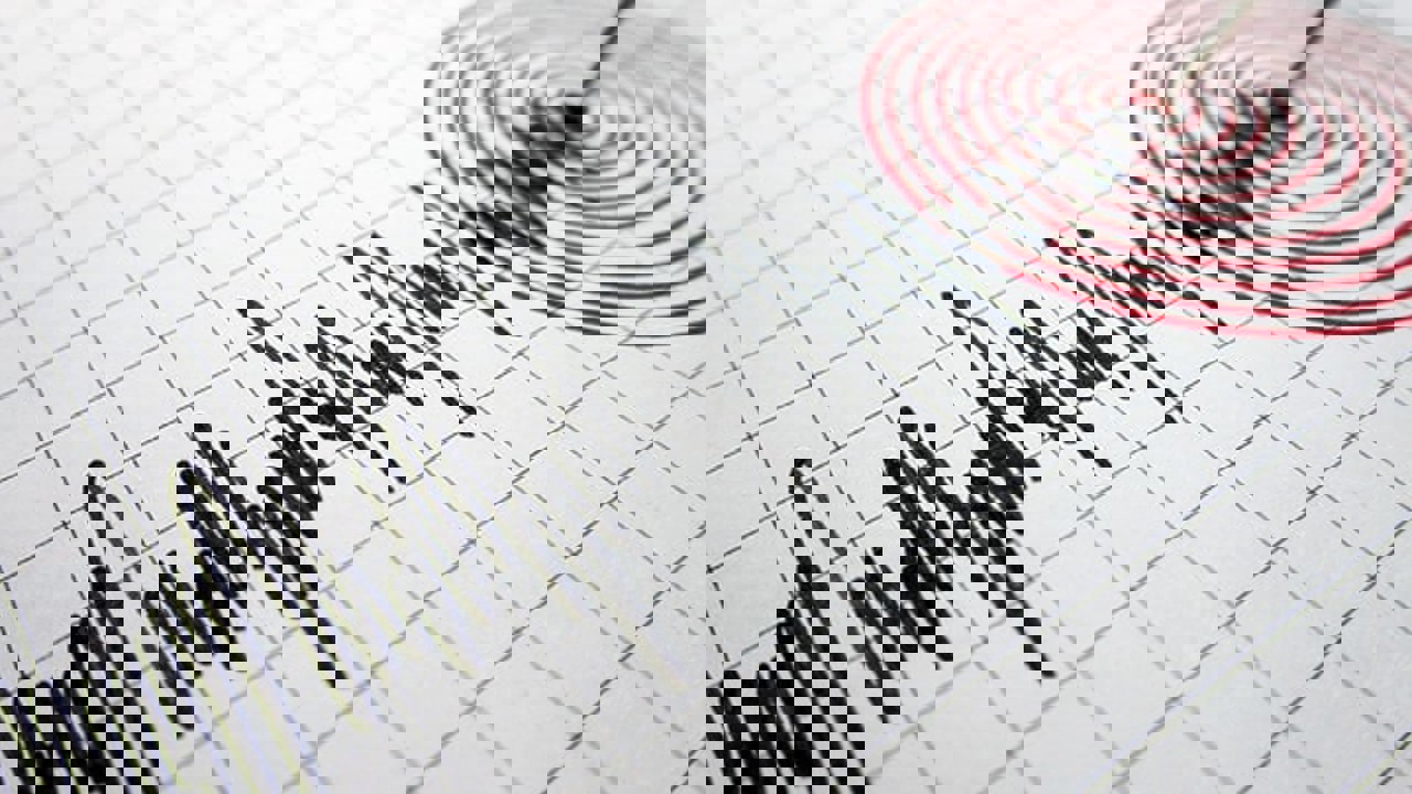 Akdeniz’de Sabah Saatlerinde Peş Peşe Depremler