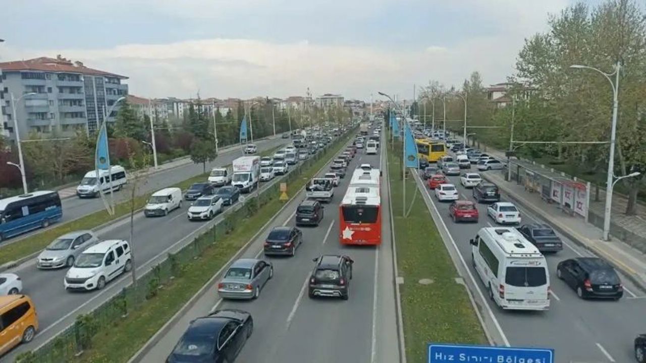 Trafiğe Kayıtlı Taşıt Sayısı 34 Milyonu Aştı