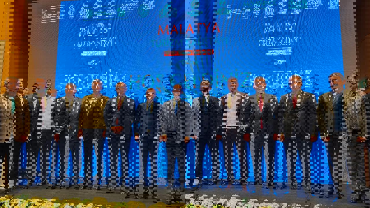 Turizm Çalıştayında Deprem Sonrası Yeniden Yapılanma ile Bölgesel Destinasyon Modeli Öne Çıktı