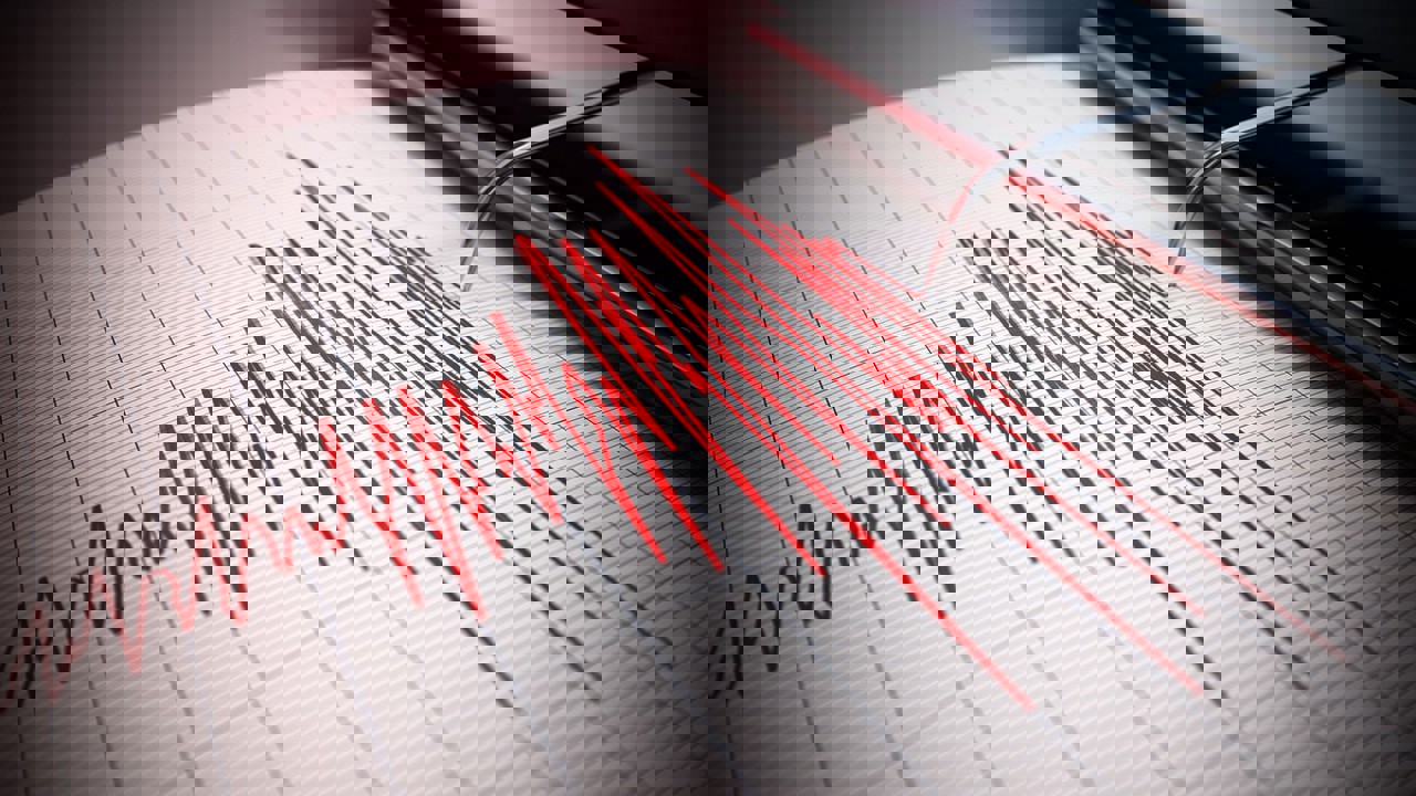 Erzincan Üzümlü'de Korkutan Deprem!