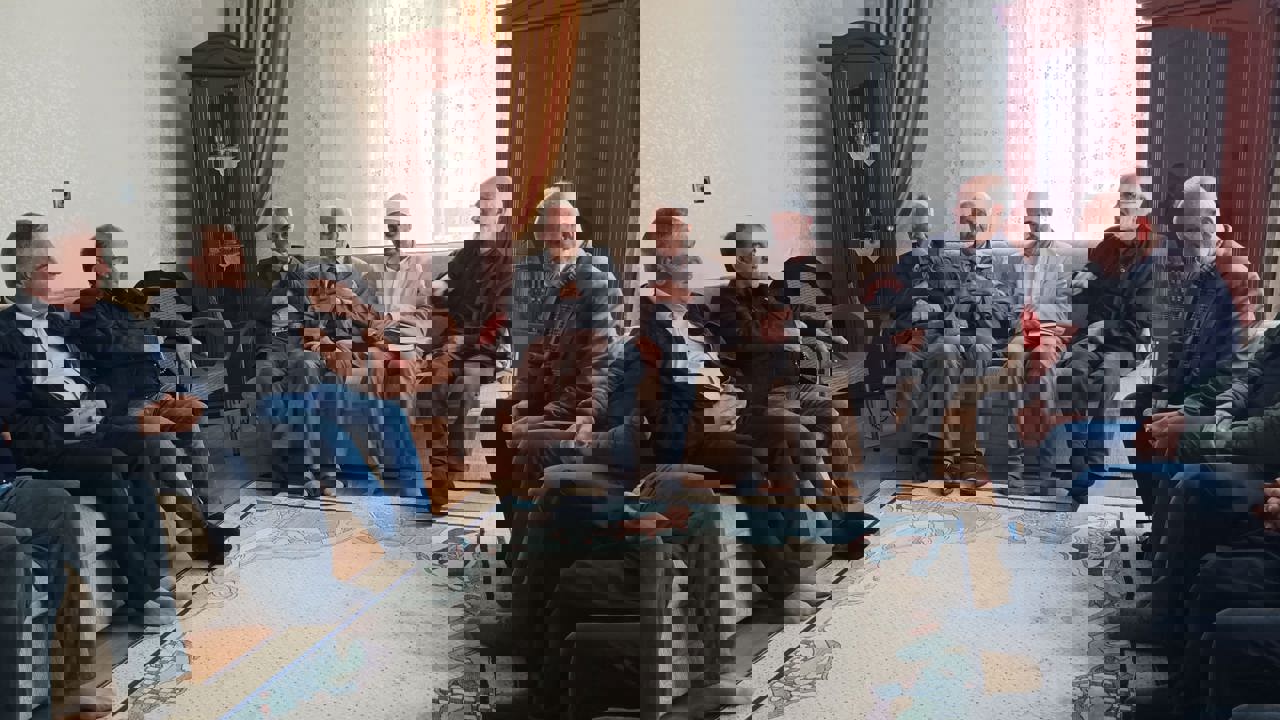 Cami Cemaatinden 84 Yaşındaki Vatandaşa Anlamlı Ziyaret