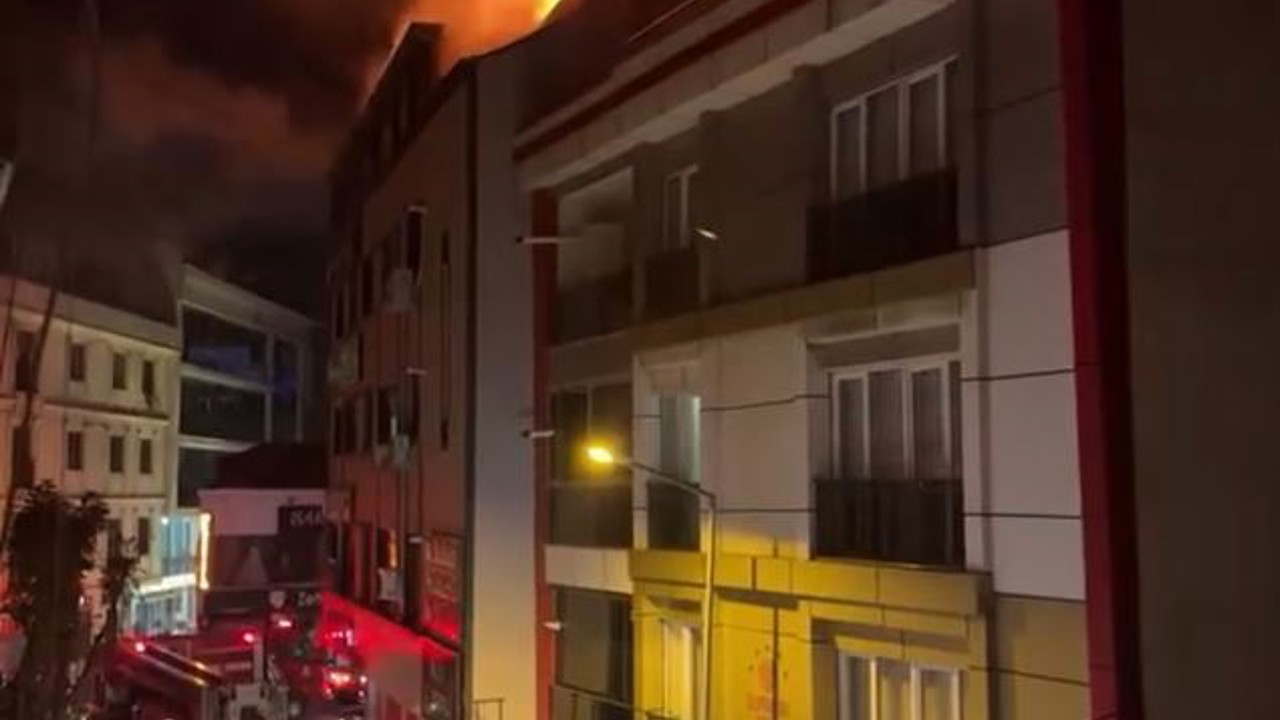 Küçükçekmece’de yangın paniği
