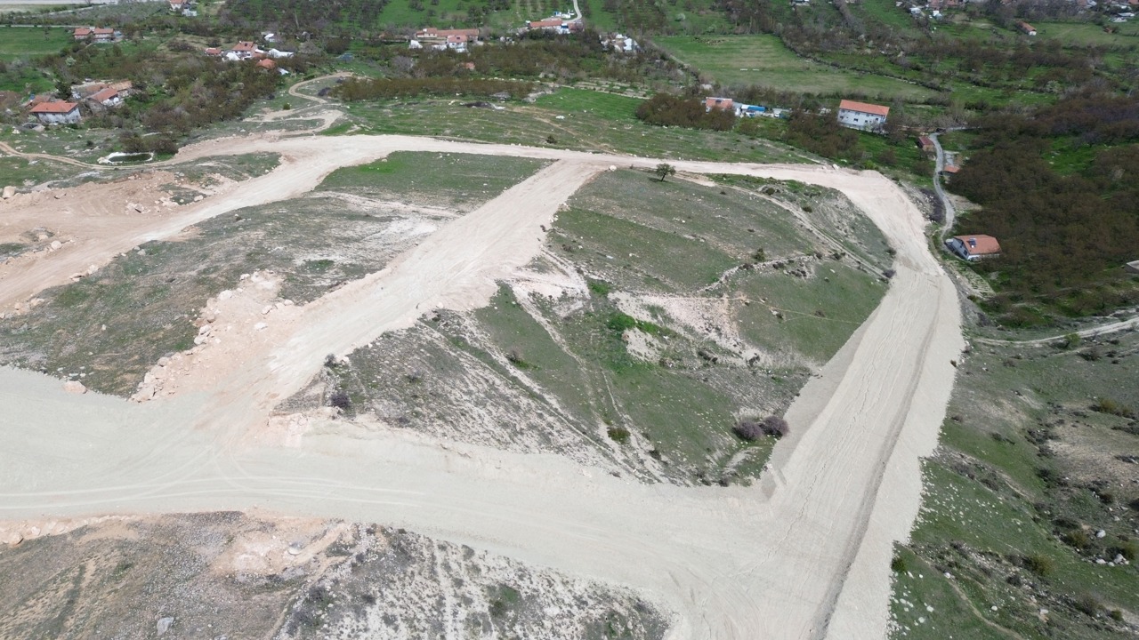 Battalgazi Belediyesi Fen İşleri Müdürlüğü ekipleri, ilçede planlı şehirleşmeyi 