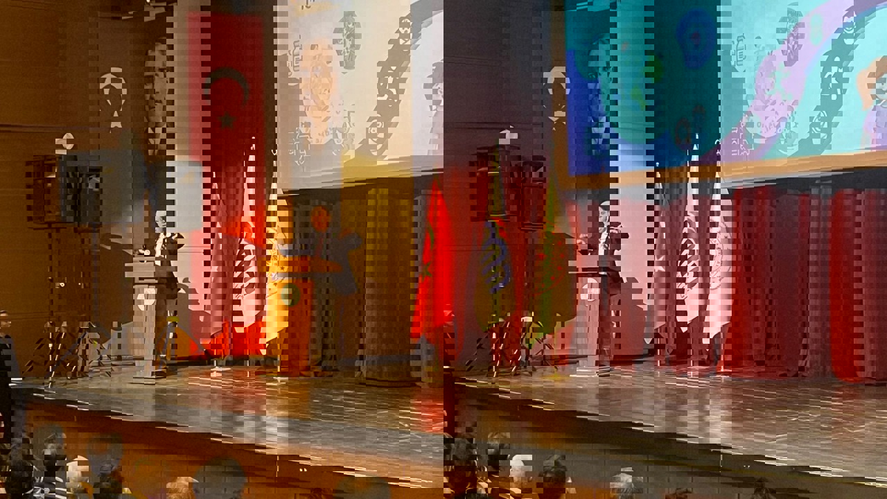 Türkiye Aşı Enstitüsü Başkanı Ateş Kara, Malatya’da düzenlenen konferansta mRNA 