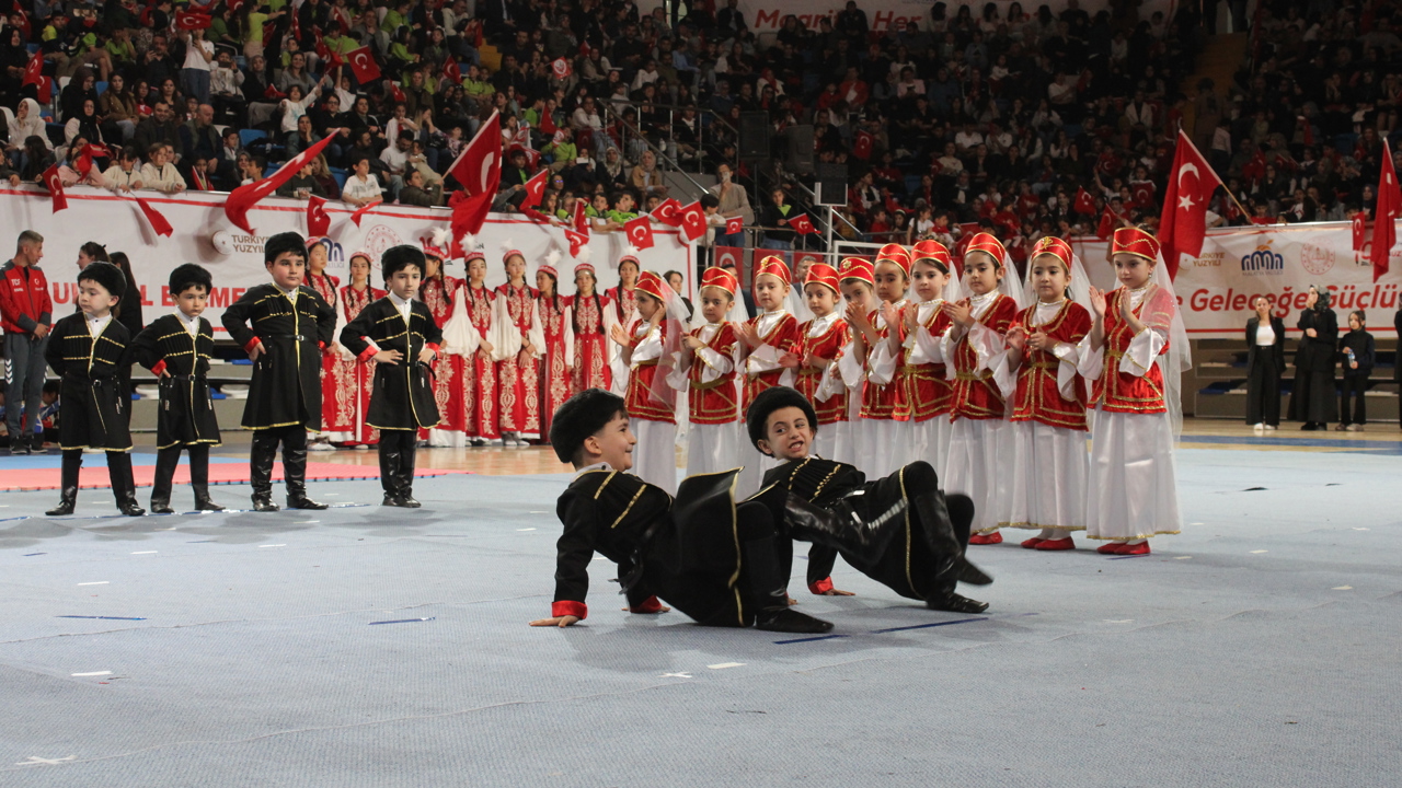 23 Nisan Ulusal Egemenlik ve Çocuk Bayramı’nın 106. yıl dönümü Malatya’da geniş 