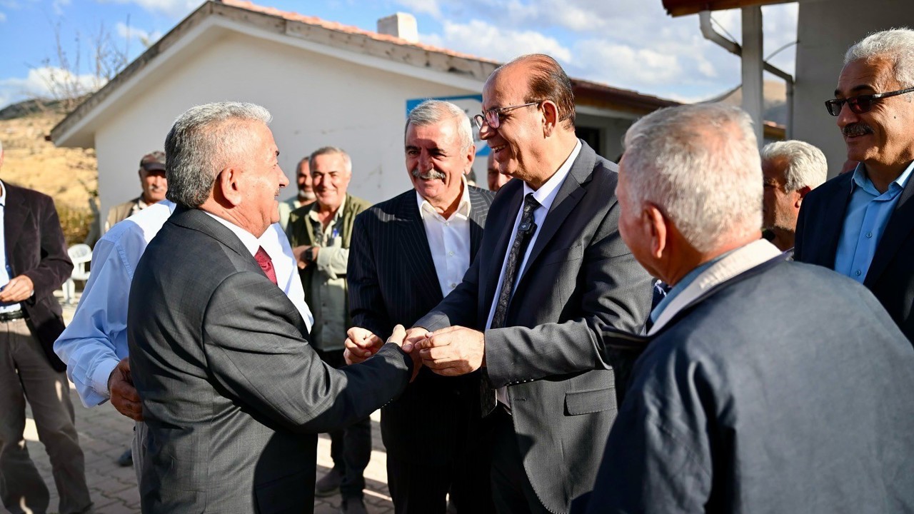 Geçit: "Hemşehrilerimizin talepleri bizim için yol haritasıdır"

