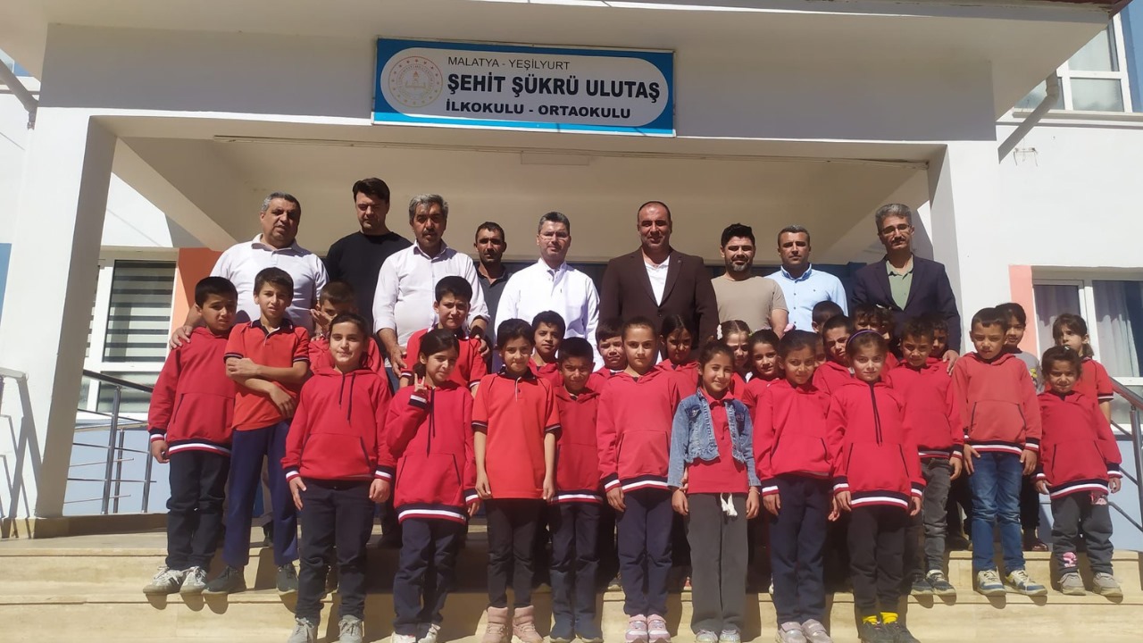 Malatya’da Öğrenciler İçin Kırtasiye Ve Hikaye Kitabı Desteği