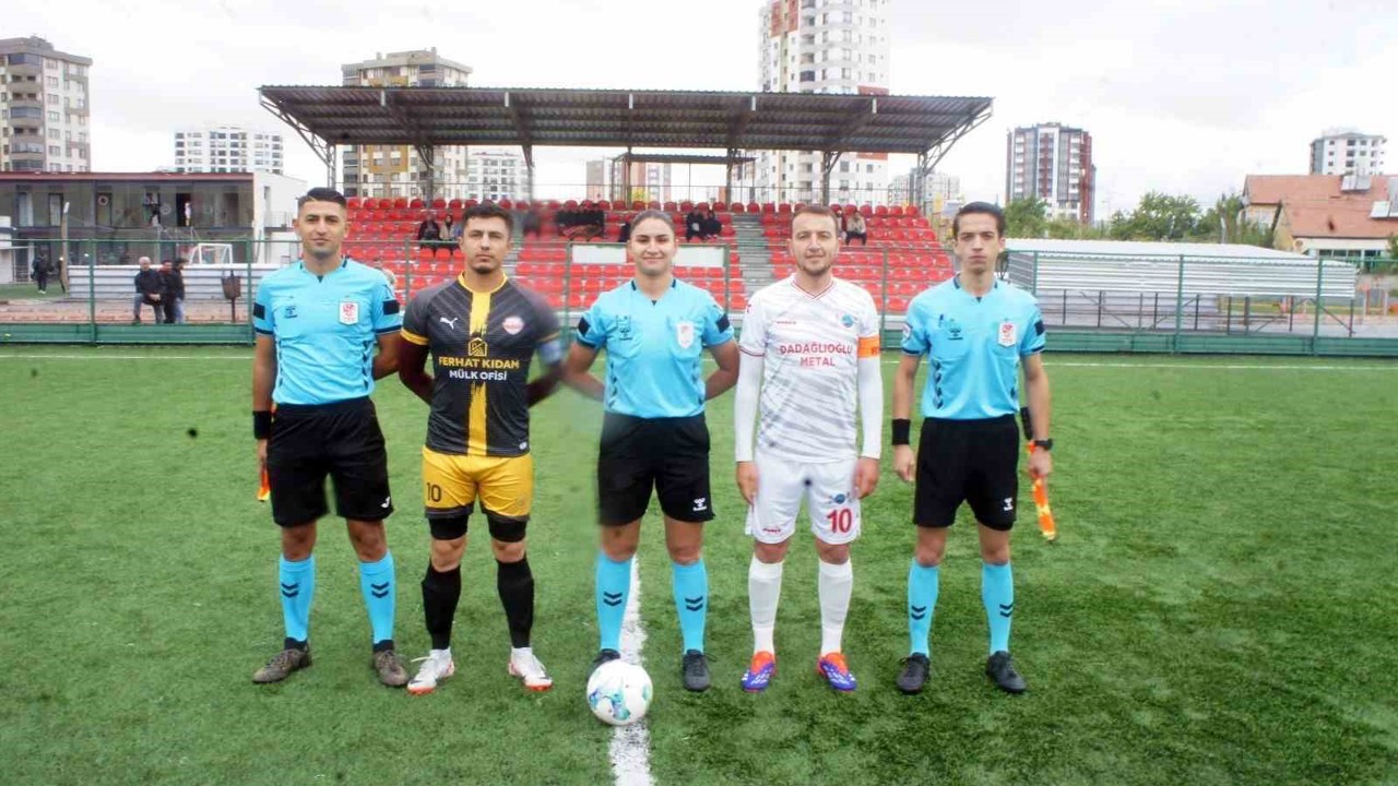 Gol düellosu Erciyes Esen Makina FK’nin
