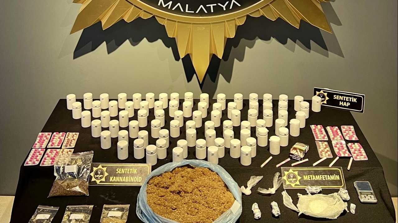 Malatya’da Narkotik Operasyonu: Uyuşturucu Madde Ve Hassas Terazi Ele Geçirildi